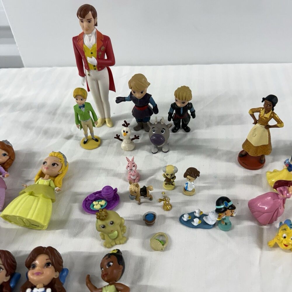 Disney Princess Figure Lot Moana Belle Jasmine Frozen Sofia Prince Sidekick Toys